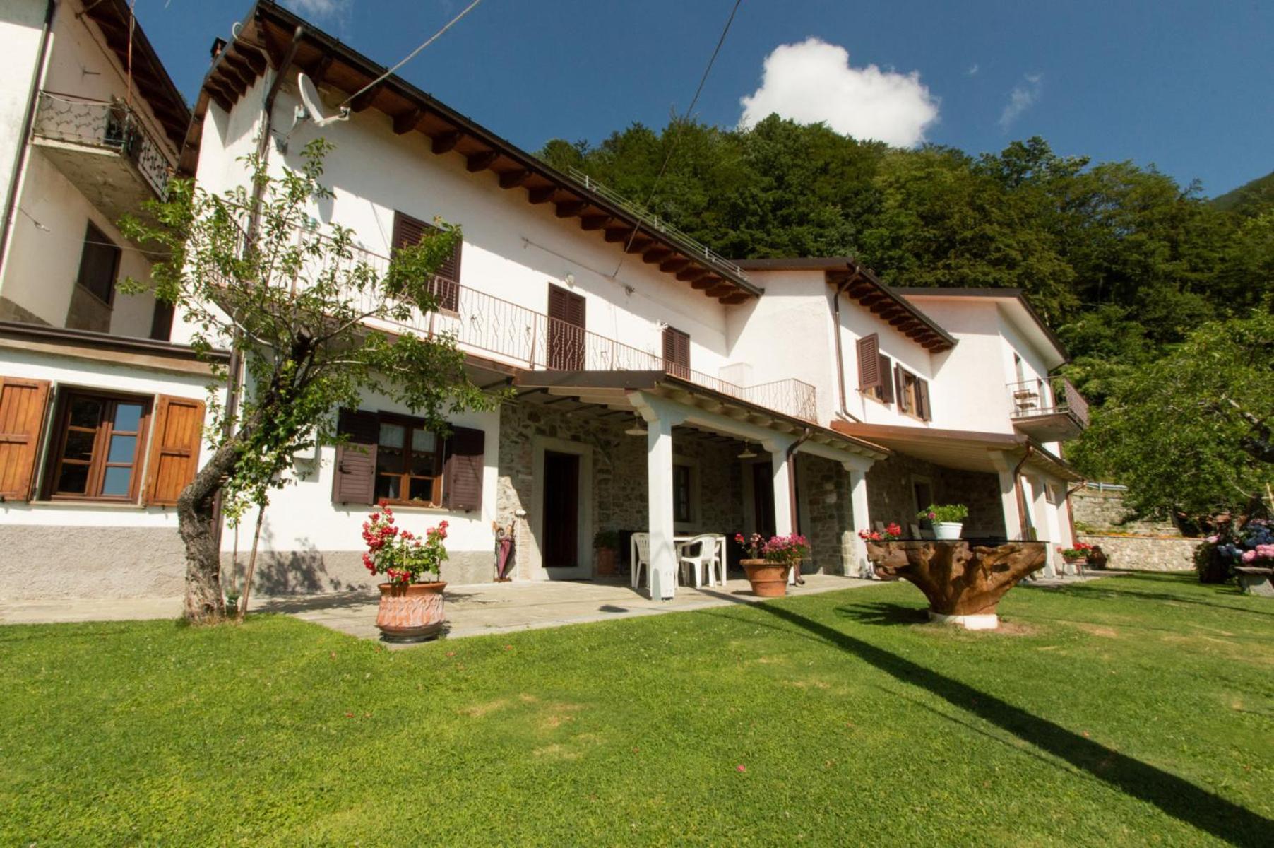 B&B La Bredia Fivizzano Eksteriør bilde